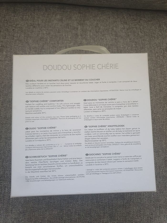 Coffret doudou Sophie La Girafe - photo numéro 3