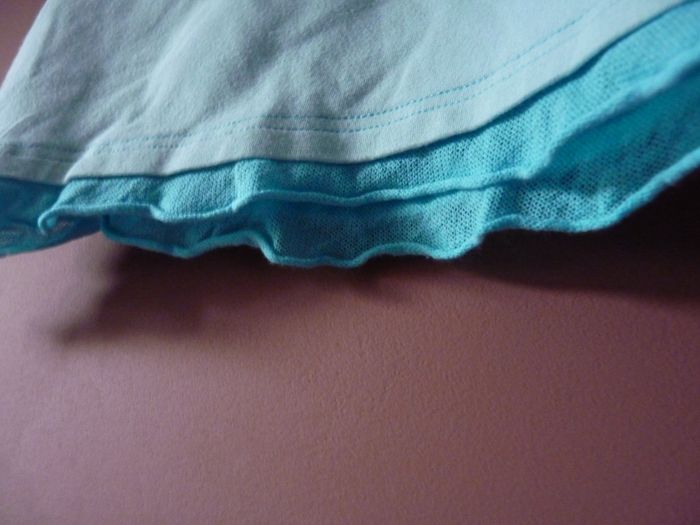 T-shirt Fille Marese 6 ans Bleu col bateau tulle TBE - photo numéro 3