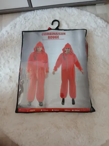 costumes la casa de pappel taille 180 cm