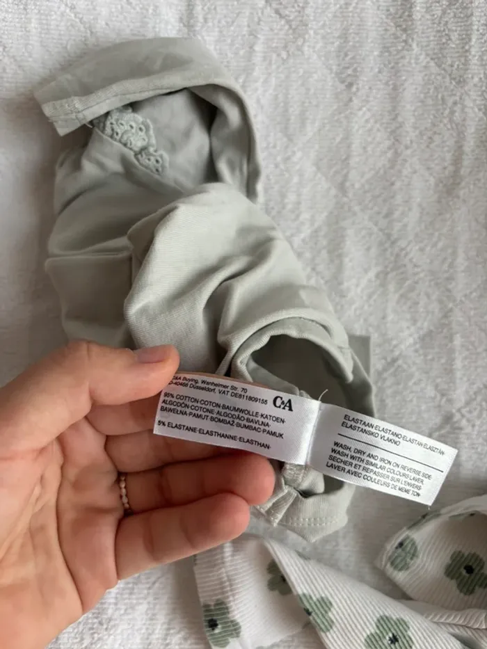 Ensemble vert d’eau bébé fille taille 1 mois - photo numéro 7
