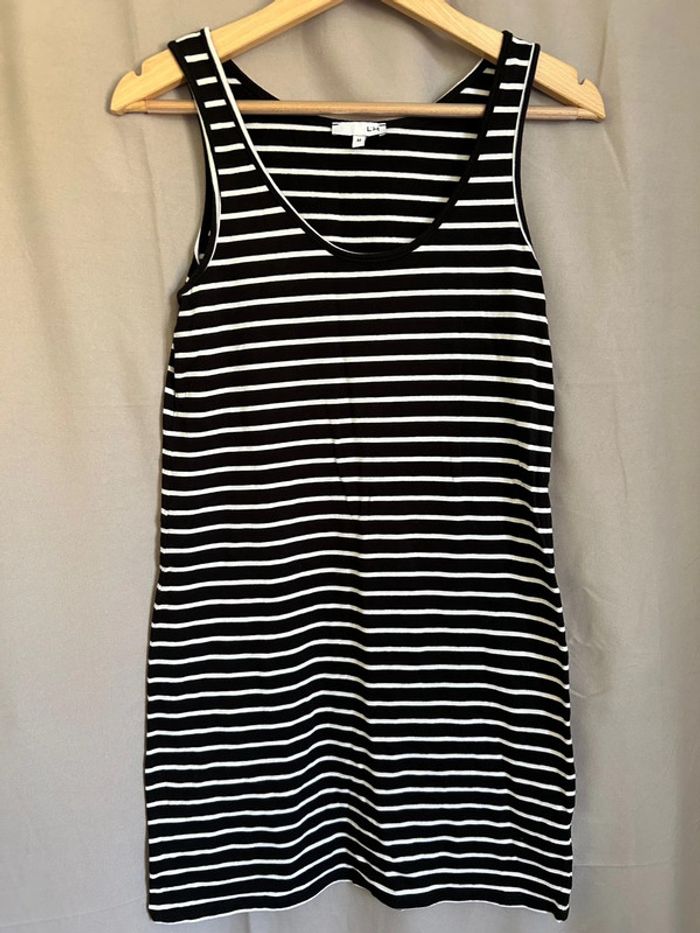 Robe sans manche