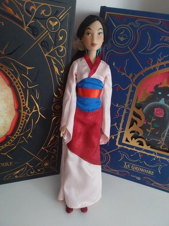 Poupée Mulan kimono rose Disney Store Classique Disney Mulan