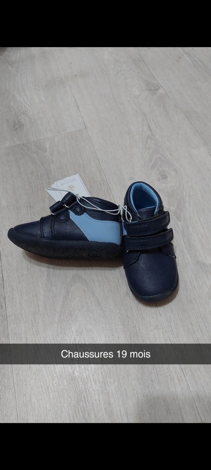 Chaussure taille 19
