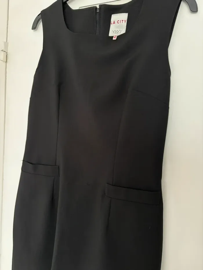 Robe noire droite la city T40/42 - photo numéro 5