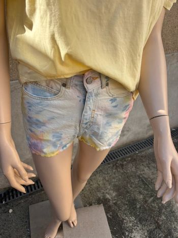 Short en jeans neuf taille haute éleven paris