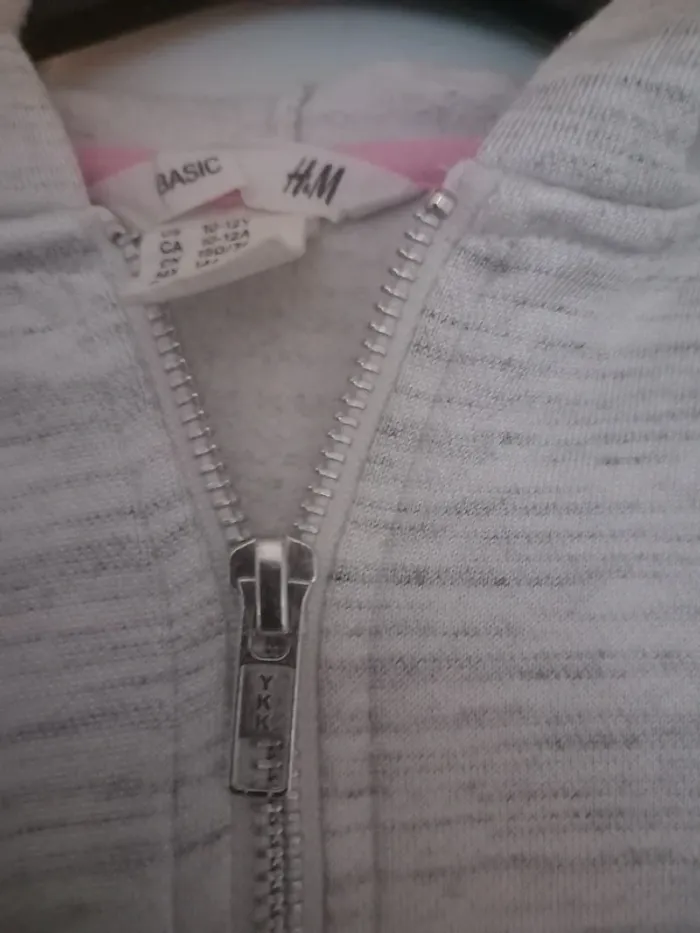 Gilet à capuche et tirette H&M - photo numéro 4