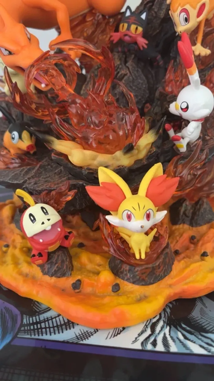 Pokémon - Statuette Dracaufeu - photo numéro 10