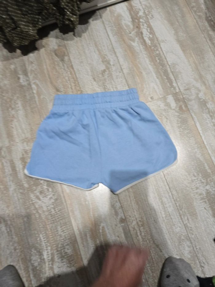 Short #orianabl32 - photo numéro 2