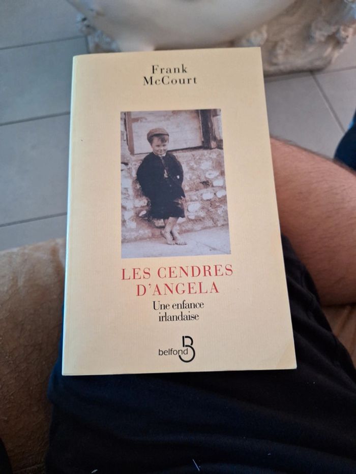 Livre les cendres d'angela - photo numéro 2