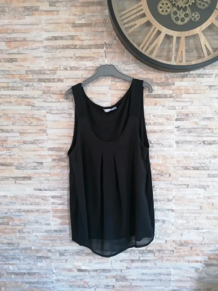 Top / haut noir fluide taille S gemo #Vêtements_femmes_krocaro