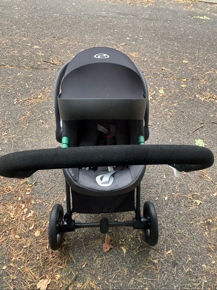 Poussette trio Cybex Gold Eos + boîte d’origine et housse de pluie cybex - photo numéro 2