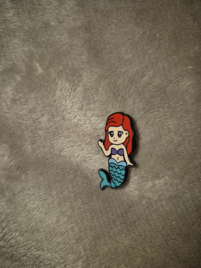 Broche la petite sirène