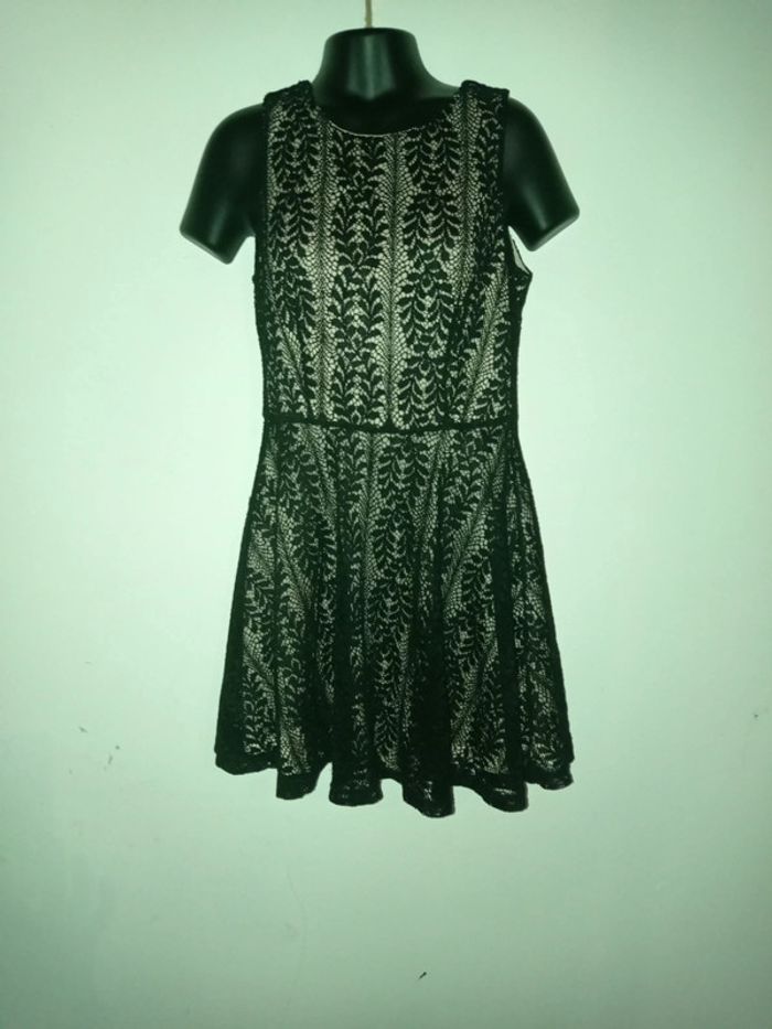 Robe dentelle