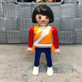 Personnage figurine femme playmobil
