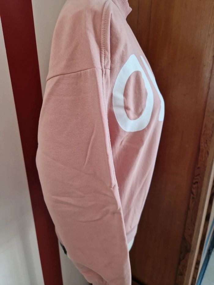 Sweat rose - photo numéro 3