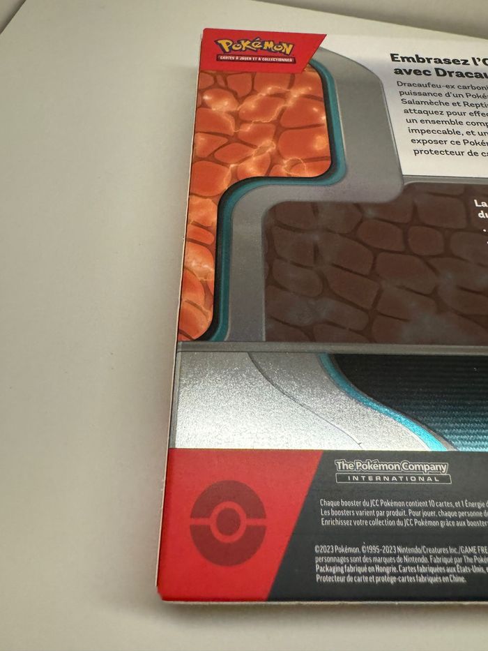 Coffret premium Dracaufeu EX scellée - photo numéro 5
