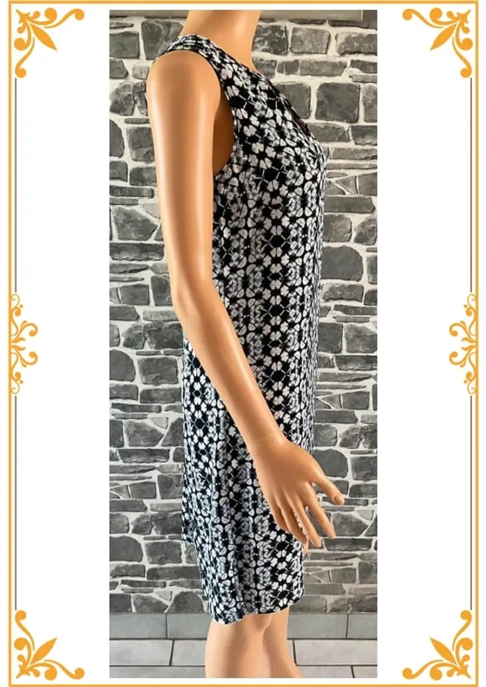 Robe " Dresses Yessica " - photo numéro 4