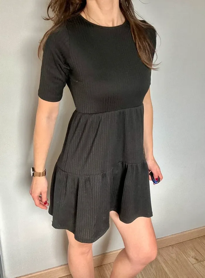 Robe noire côtelée – Boohoo (T36/S) - photo numéro 2