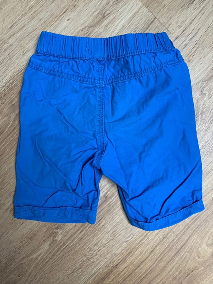 Short bleu 2 ans - photo numéro 2