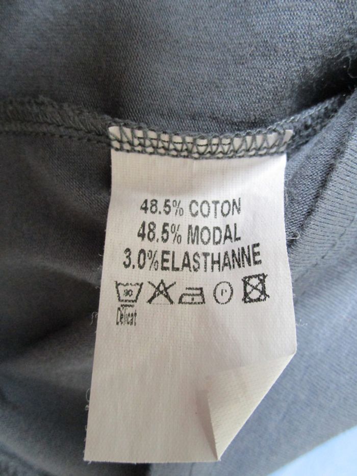 T-shirt ardoise Voodoo 36 TBE - photo numéro 8