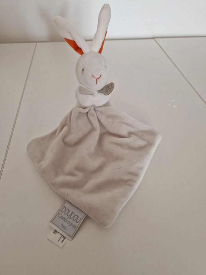 Doudou lapin HPL