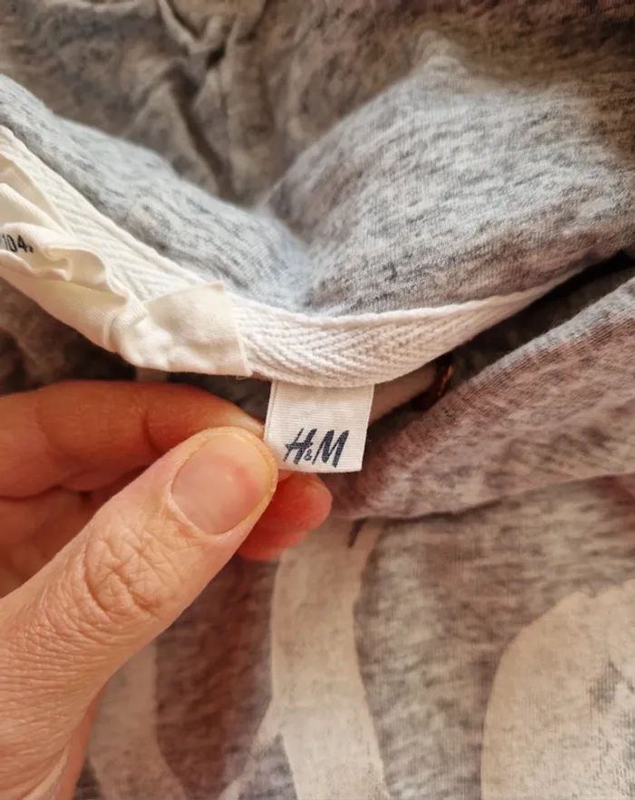 Sweat gris à capuche femme - photo numéro 7