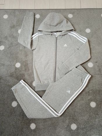 Adidas. Ensemble jogging
