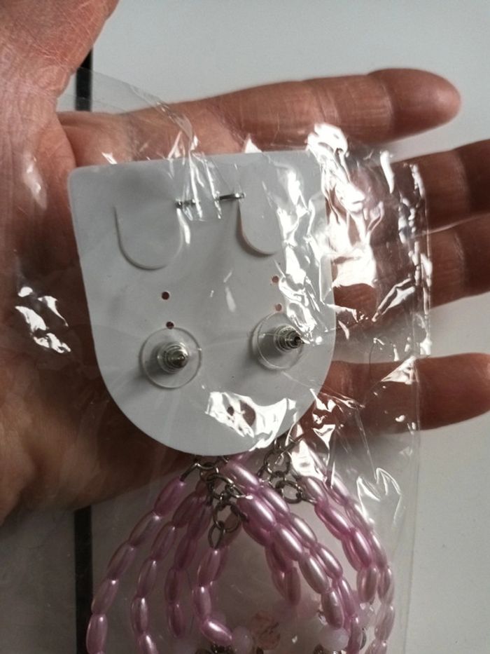 Boucle fantaisie rose - photo numéro 2