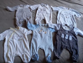 Pyjamas Taille 1 mois