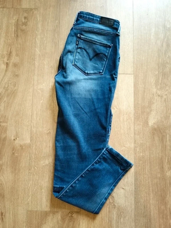 Jean Levi's 28 Legging - W28 L30