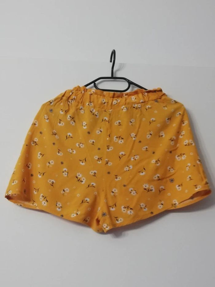 Short Moutarde à Motifs Fleurs – Primark – Enfant – Taille 12-13 ans - photo numéro 2
