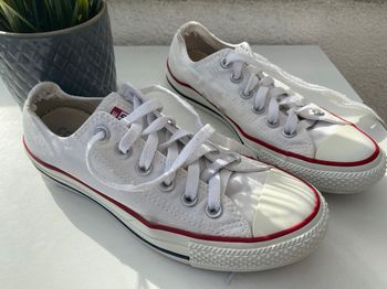 Converses pointure 37