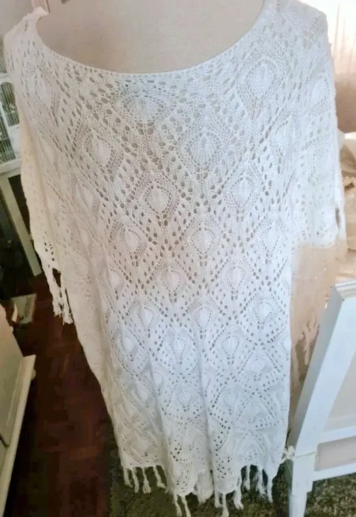 Haut crochet blanc à franges Kiabi Taille XL Neuf - photo numéro 4