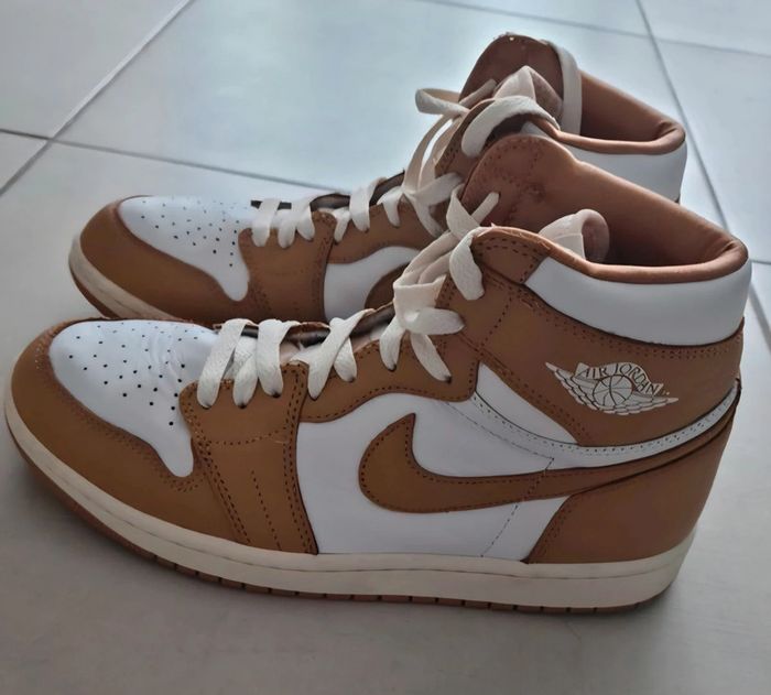 Basket montante Nike Air Jordan 1 Retro High - photo numéro 2