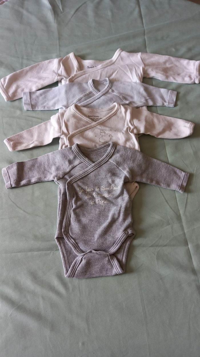 Lot vetements naissance printemps/été - photo numéro 5