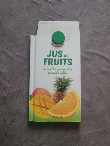 Jus de fruits - Forme découpée par Sylvie Girard-Lagorce