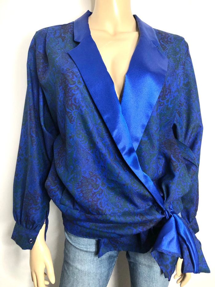 Magnifique blouse vintage satinée style cache coeur taille 42/44 ou autre voir mesures