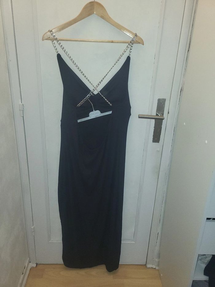 Robe dos-nu noire Taille 40 - photo numéro 5