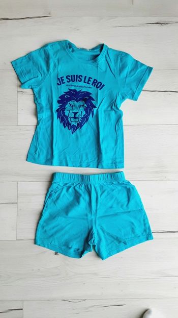 Vêtement garçon pyjama short bleu Je suis le roi motif lion Gémo 6 ans