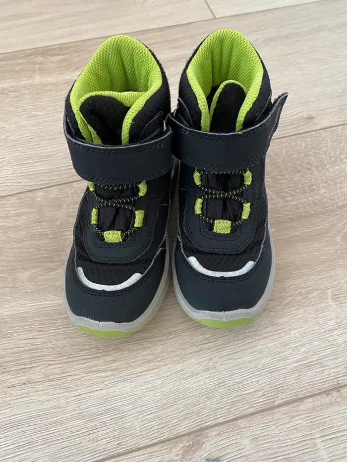 Bottines Cooper Gore Tex Superfit Taille 26 - photo numéro 2