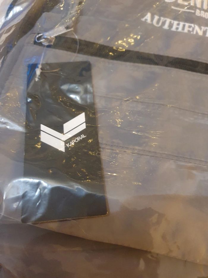 Magnifique Sac à dos Kaporal gris foncé - photo numéro 3