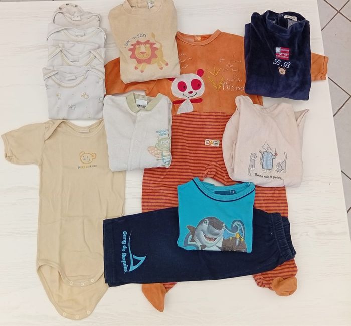 Lot de vêtements garçon 2 ans - photo numéro 3