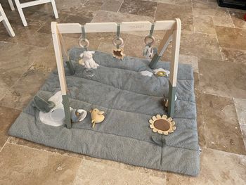 Tapis d’éveil + arche en bois Little Dutch – collection verte
