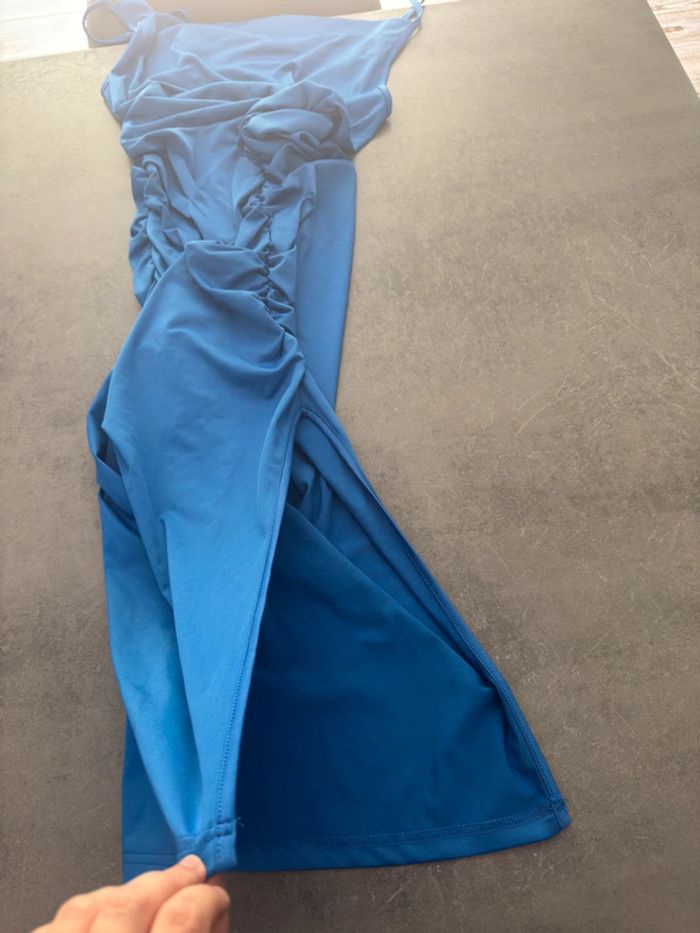 Robe de soirée - photo numéro 2