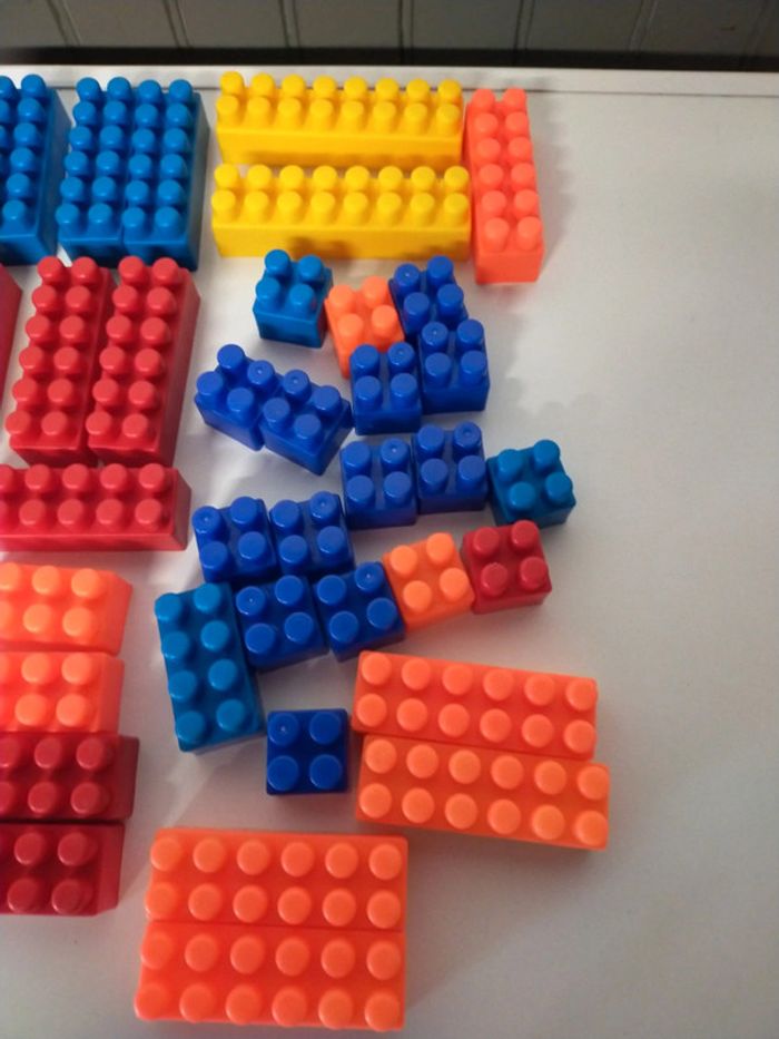 Lot Legos (36 pièces ) - photo numéro 3