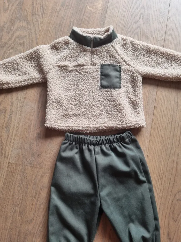 Ensemble sweat et pantalon - photo numéro 2