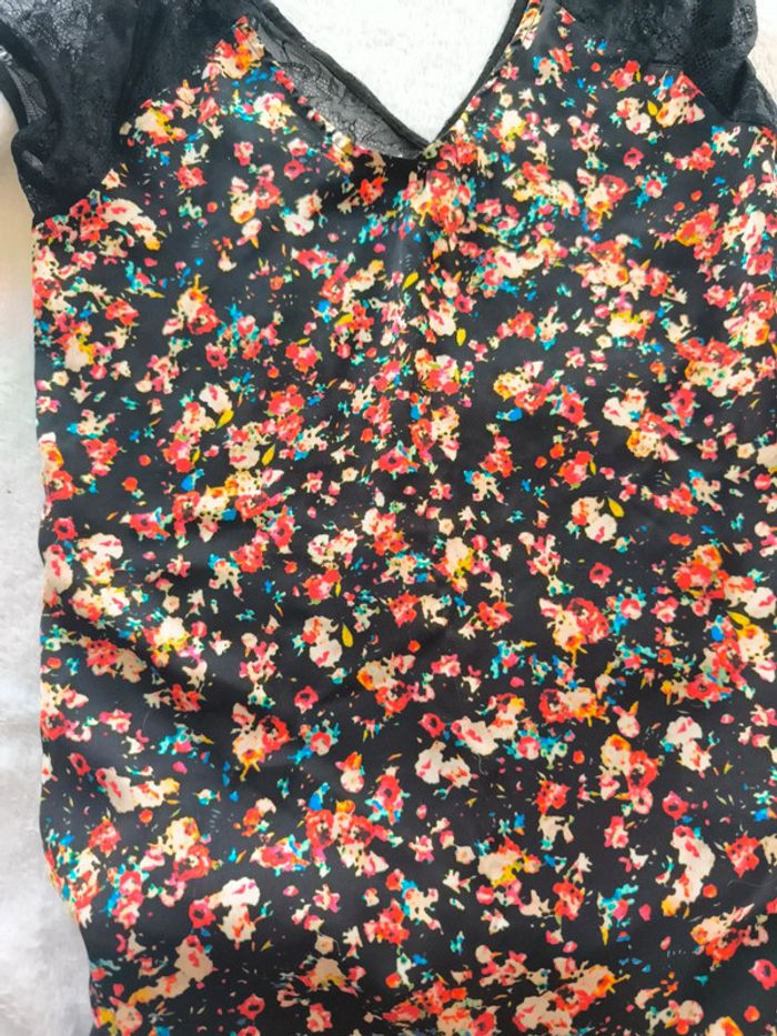 Short et tee shirt femme - photo numéro 3