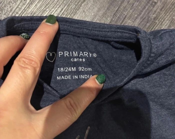 Lot de deux tee shirt fille 18 24 mois - photo numéro 5