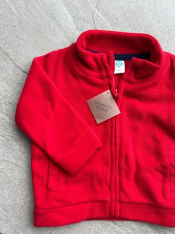 Gilet polaire 6 mois neuf