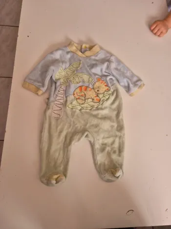 Pyjamas 1 mois